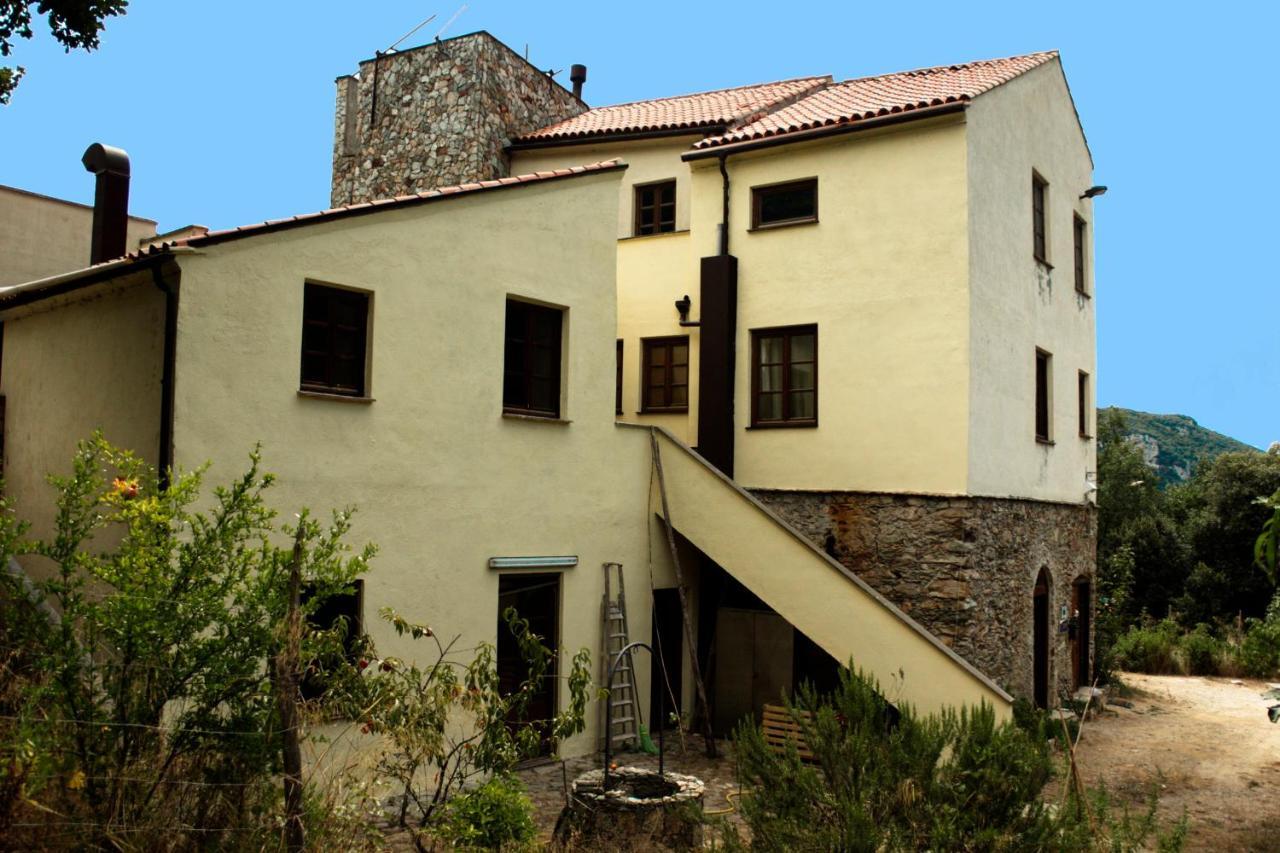 Le Petit Chateau Vezzi Portio Exteriör bild